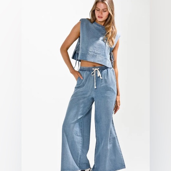 Cloud Wash Denim Set - Picture 2 of 5